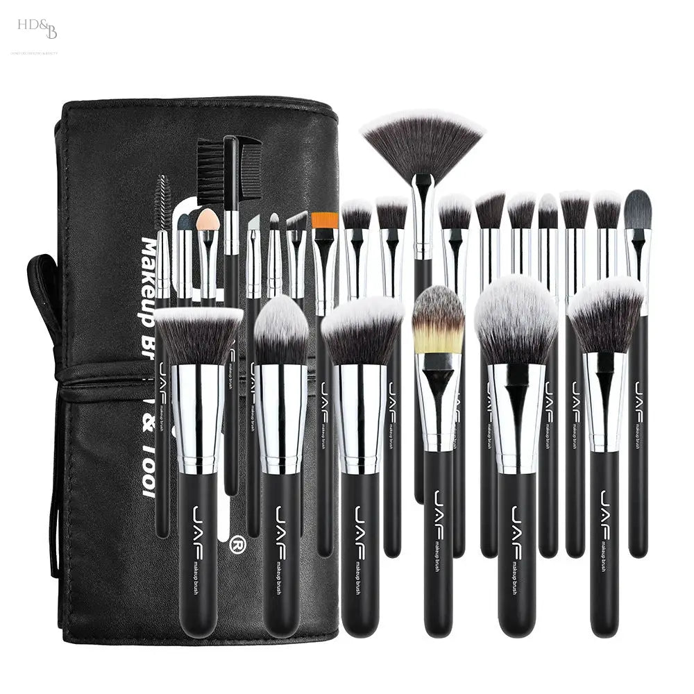 24 makeup brushes Home Decorating & Beauty Makeup Brushes Makeup Brushes 49.09 Home Decorating & Beauty J2425YC